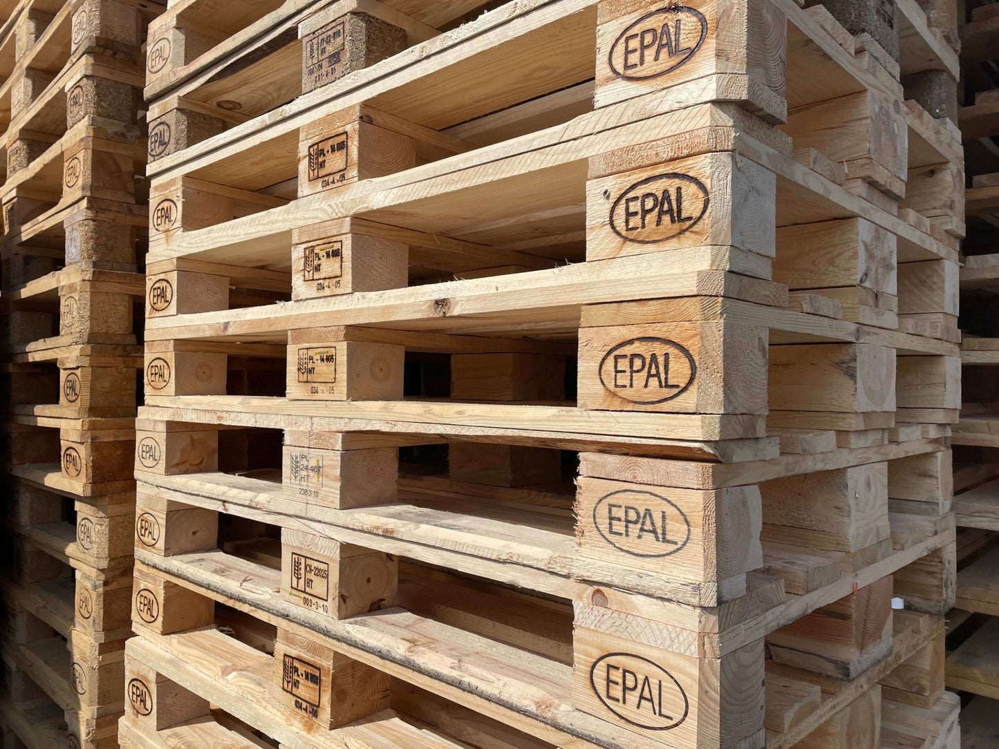 120 x 80 cm (47.24 x 31.5inch) Second-hand EUR pallets