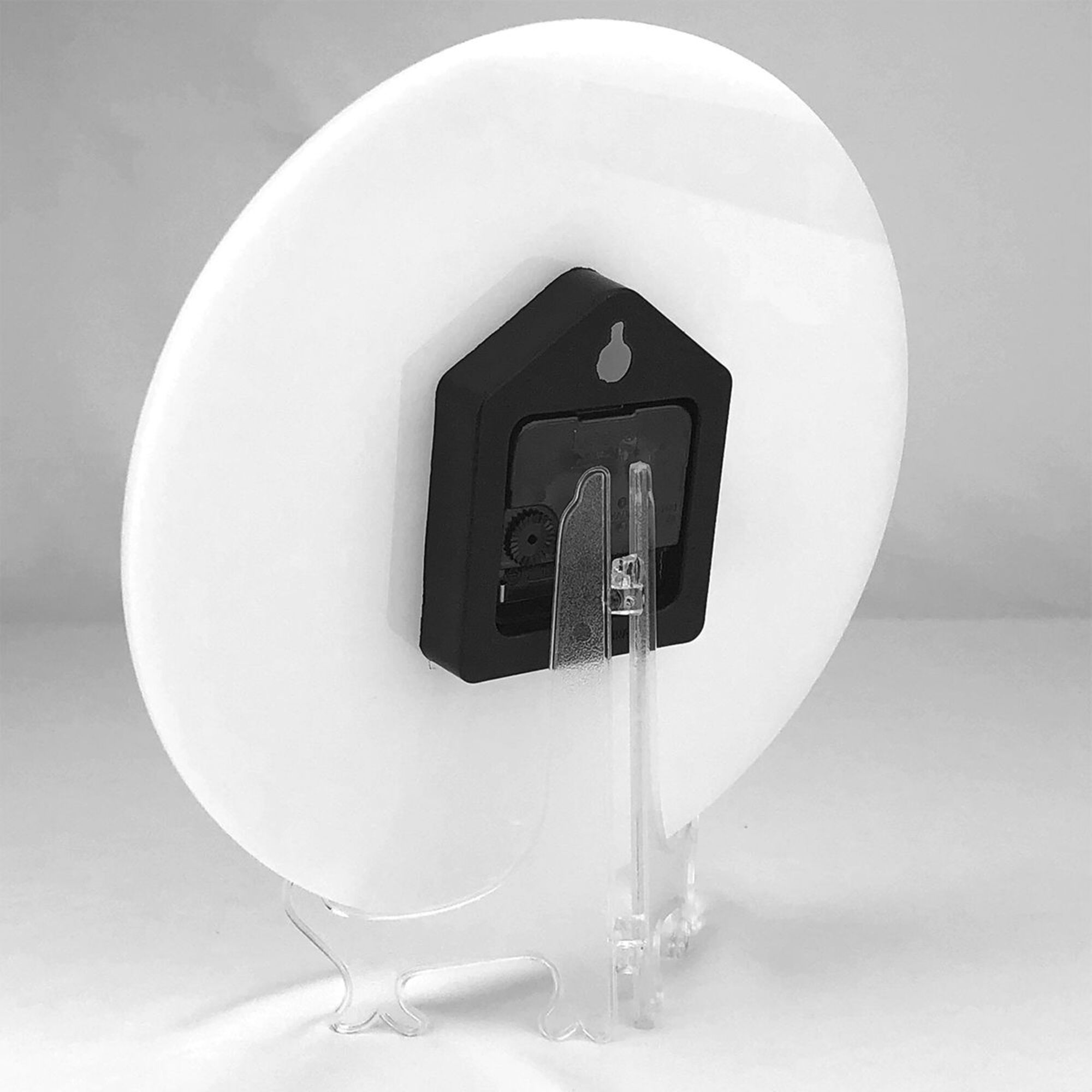 Creative Graffiti Art Round Wall Clock 25cm Silent Quartz Decorative Clock for Home & Office